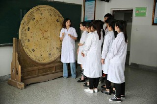 贵阳轻轨学校高铁乘务专业春招招生条件及录取方式