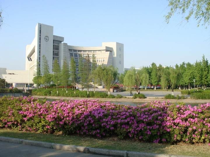 长顺县中等职业技术学校简介