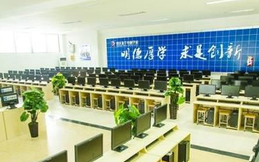 重庆市新华技工学校招生简章